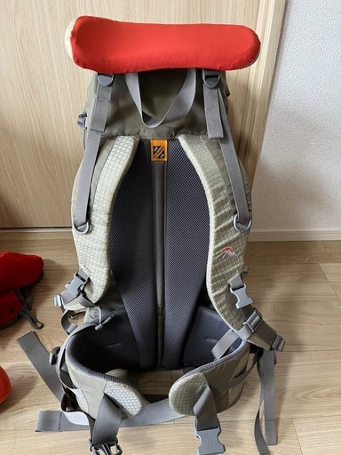 macpac koala  チャイルドキャリア　旅行登山アウトドア