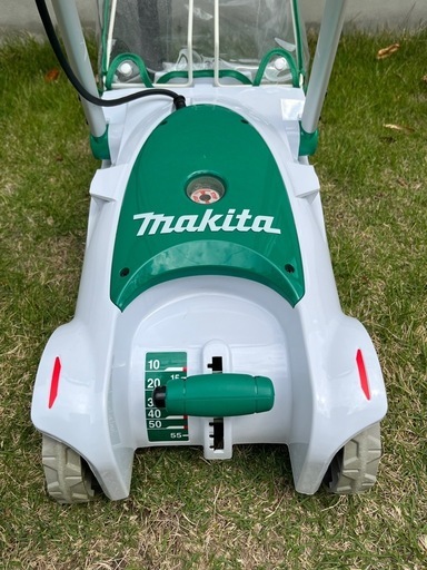 Makita 芝刈り機　