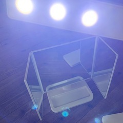 ニトリ　　LED読書灯     　デスクライト　卓上三面鏡　2点セットの画像