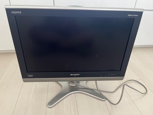 テレビSHARP (しんてぃー) 豊洲のテレビ《液晶テレビ》の中古あげます 