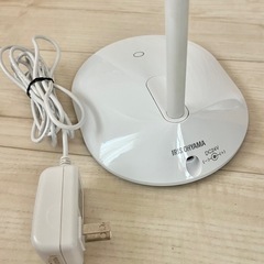 【商談中】デスクライト IRIS OHYAMA 無料 LEDライト 動作OKの画像
