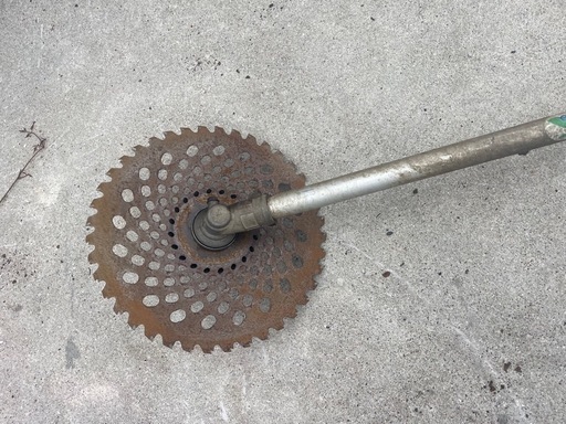 【始動・吹上確認済】名機 リョービCKB221E 刈払機 【要整備品】 始動・吹上確認済】名機 リョービCKB221E 刈払機 【要整備品】 (ちゃん