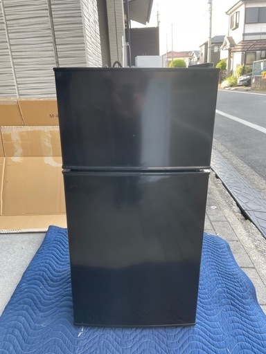 f●t■【2025年製/美品】ONE STEP・冷凍冷蔵庫60L【TE-RE101/ブラック】小型2ドア冷蔵庫