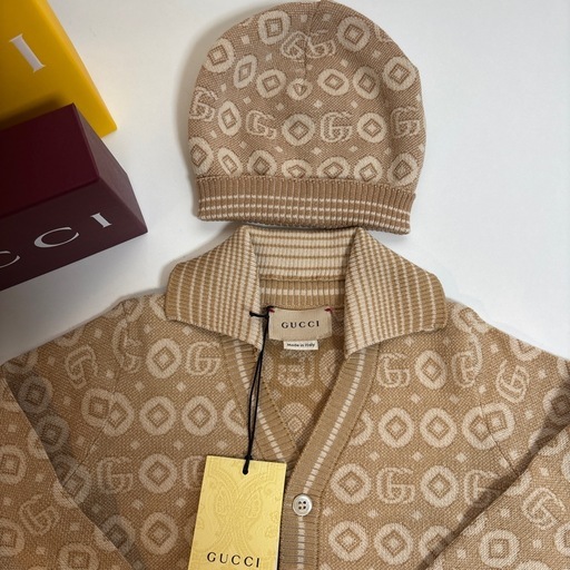 【新品タグ付き】 GUCCI カーディガン 帽子セット