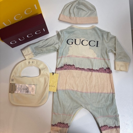 【新品タグ付き 】GUCCI ロンパース・スタイ・帽子セット