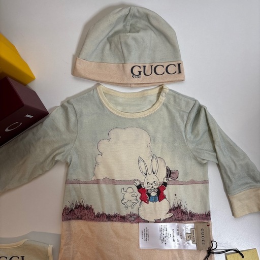 【新品タグ付き 】GUCCI ロンパース・スタイ・帽子セット