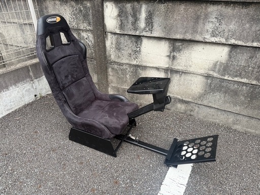 playseat プレイシート レースシム用ゲーミングチェア