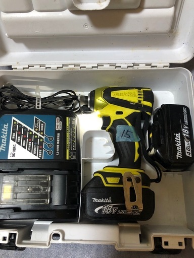 マキタ18vインパクトドライバTD146DX2中古美品オリジナルハウジング