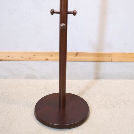IDC OTSUKA(大塚家具)にて取り扱われているブランドAKIMOKU(秋田木工