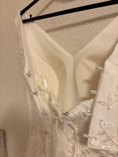 ウエディングドレス