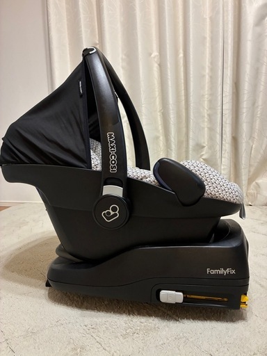 Maxi-Cosi マキシコシ FIX固定方式ベース付き