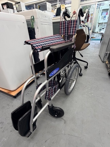 USED 日進医療器 車イス