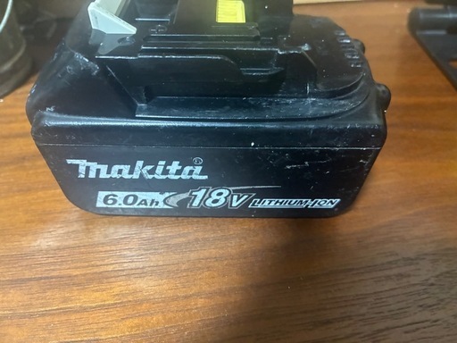 マキタバッテリー18V6A１つ