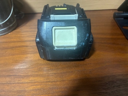 マキタバッテリー18V6A１つ
