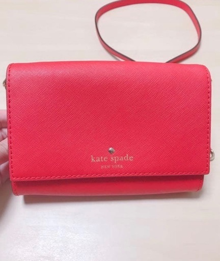 新品　ケイトスペード ショルダーバッグ 赤色