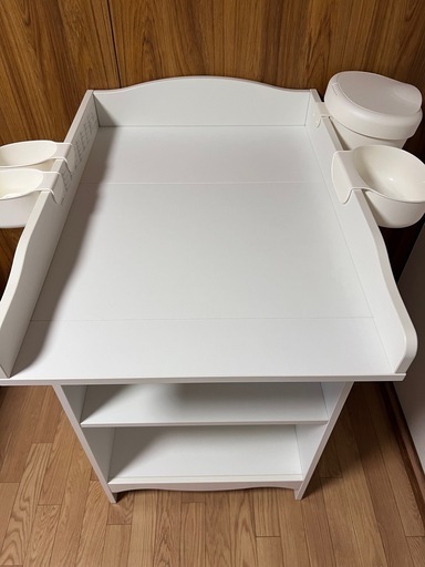IKEA おむつ替え台（チェンジングテーブル）セット