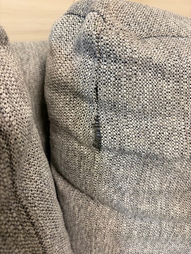 NOCEグレーのファブリックソファ