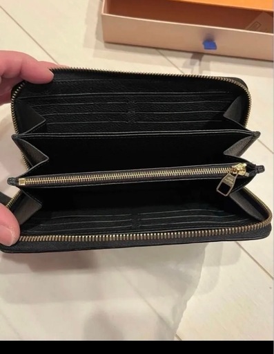 再出品　現行RFID  ルイヴィトン
