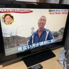 東芝　REGZA 32インチ　液晶テレビ　32A8100の画像