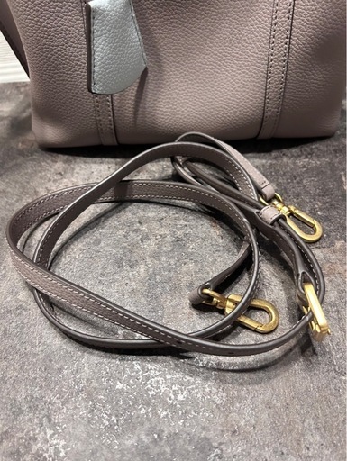  TORY BURCHトリーバーチ　ペリースモール　
