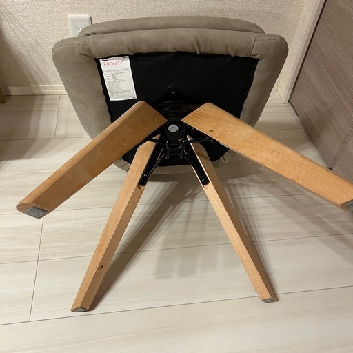 ダイニングチェア　天然木　　回転　椅子　グレー　二脚セット