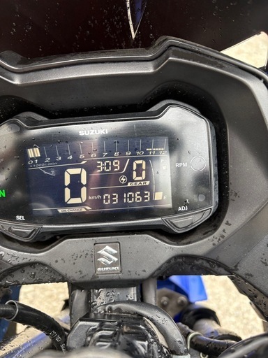 【動画あり】 GSX250R ABS DN11A タイヤブレーキパッド前後新品　自賠責付き 動画あり】 GSX250R ABS DN11A タイヤブレーキパッド前後新品自賠責