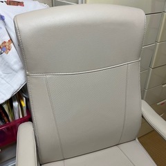 ビジネスチェア　ゲーミングチェアの画像