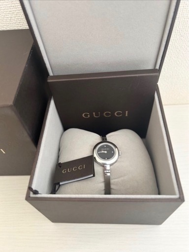 ?GUCCI? 4Pダイヤ?腕時計　YA105547/105　ハイブランド　シンプル　
箱と説明書付き✨