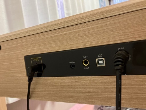 電子ピアノ