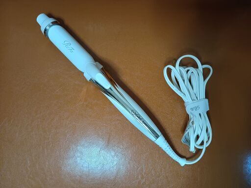 【未使用品】リファ　ヘアアイロン32ミリ　型番：RE-AF00A