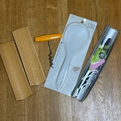 【交渉中】箸、紙コップ、紙皿、しゃもじ、マドラー、ワインオープナー、おしぼり置きの画像