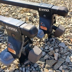 innoルーフバーとフットセットの画像