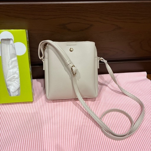バック (ハル) 首里のバッグ《ショルダーバッグ》の中古あげます・譲り 