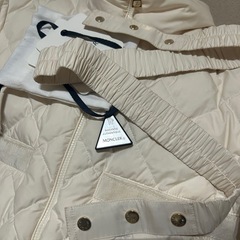 MONCLER アウター ダウンの画像