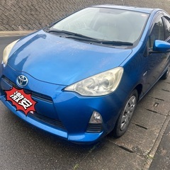 トヨタ　アクア　の画像