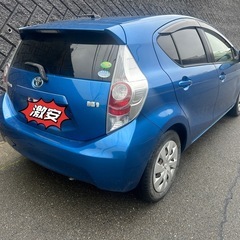 トヨタ　アクア　の画像