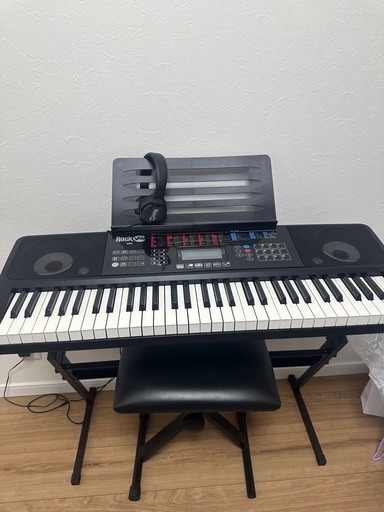 電子キーボード＋椅子セット (y) 津久野の鍵盤楽器、ピアノの中古 