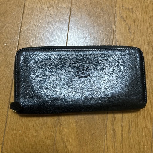 イルビゾンテ　長財布　ラウンドファスナー　　ブラック　レザー　本日お取引きできる方にお値下げします。