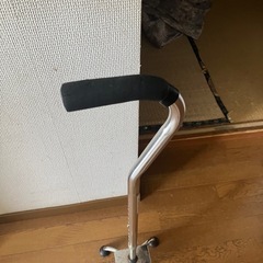 4点杖の画像