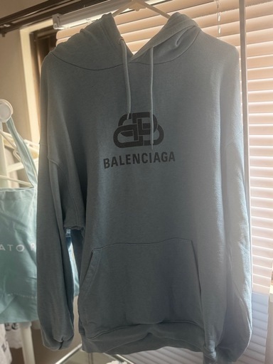 BALENCIAGA2着