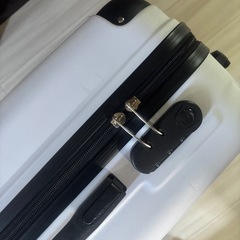 スーツケースの画像