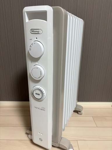 美品！デロンギ オイルヒーター RHJ21F0182
