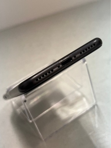 激安　iPhone8  64GB スペースグレイ　SIMフリー