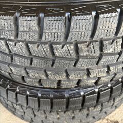 14インチダンロップスタッドレスタイヤ＋ホイール　２本　14インチ　185/70R14 の画像