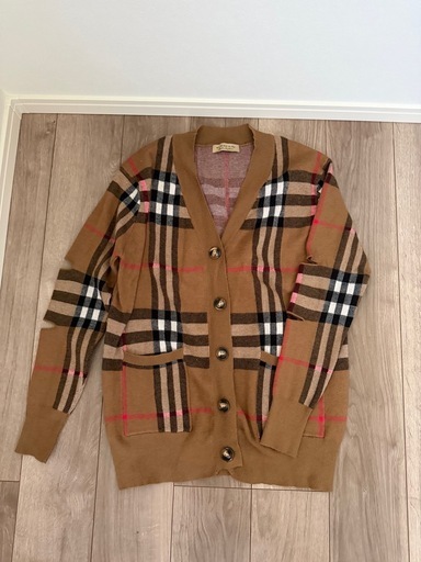 Burberry カーディガン(ノーブランド)
