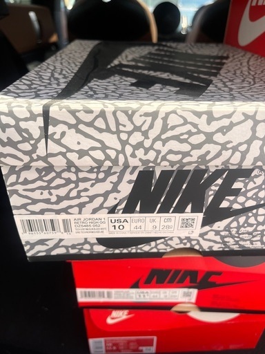 【川口限定　　新品】エアジョーダン1  　