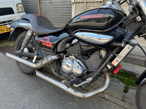 本日限定値下げ　値下げ交渉OK　KAWASAKI エリミネーター250V 実働 カスタム　バッテリー、プラグ等新品 最短で即日の配送も可能ですのでご相談ください 春のツーリングにいかがですか？ ええ音しますよ