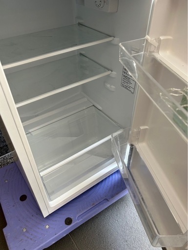 ハイセンス　高年式　一人暮らし冷蔵庫　HR-B12HW 2ドア冷蔵庫