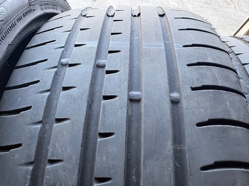EPTYRE 225/40ZR18 4本 夏タイヤ中古 溝あり プリウスノアヴォクシー