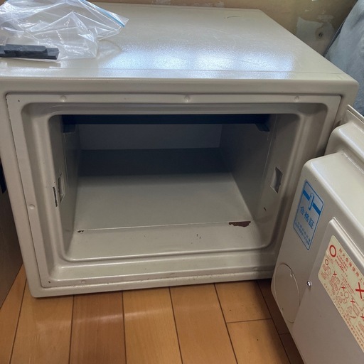 金庫